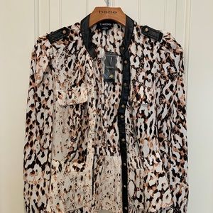 Bebe blouse brand new with tags